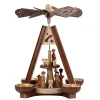 HODREWA Teelicht-Pyramide "Heilige Familie"
